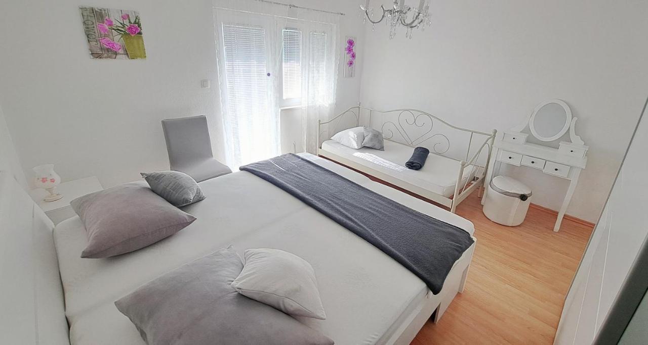 Maria Apartments Kaštela Kültér fotó